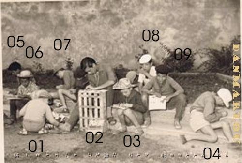 COLO ORE LES FRONTIGNES 1960 12 ATELIER DU TRAVAIL DE L ECORCE.JPG